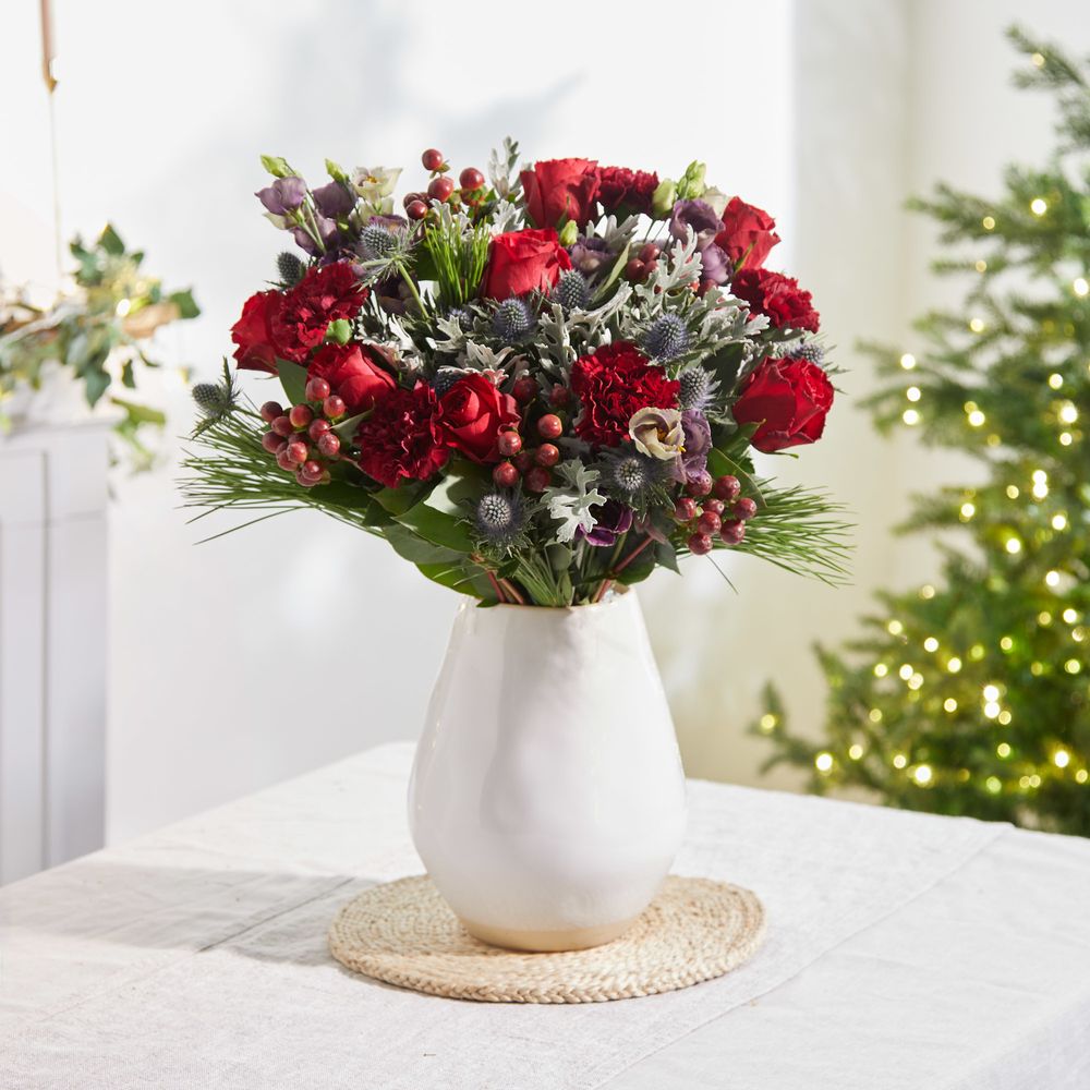 Send Christmas bouquet 'Garnet Charm' | Arena Flowers