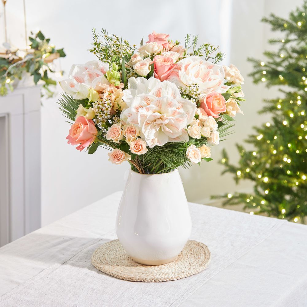 Send the 'Apricity' festive Christmas bouquet | Arena Flowers