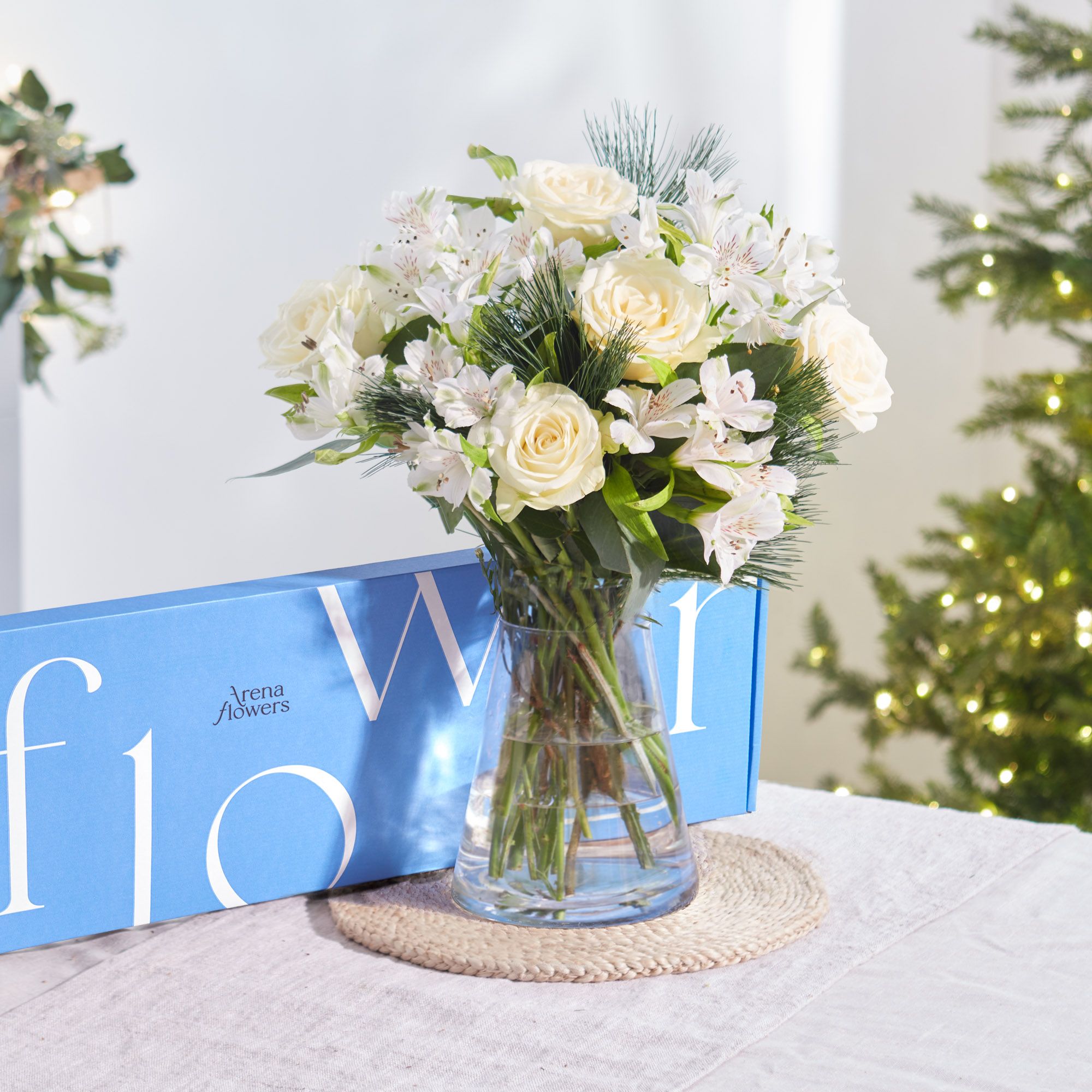 Send the Snow Drift letterbox Christmas flowers | Arena Flowers