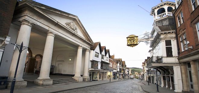 Guildford is a pretty market town in Surrey with a castle at its heart and the Surrey Hills Area of Outstanding Natural Beauty on its doorstep. Also noted for its 20th century red brick cathedral, Guildford’s origins go back to Roman times, and it’s also where Lewis Carrol was living when he wrote “Through The Looking Glass”.